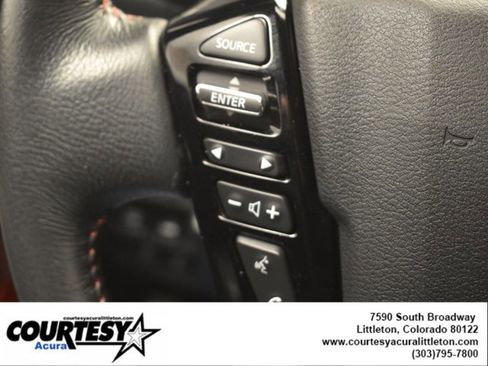 Used 2024 Nissan Frontier PRO-4X w/ Technology Package image 10