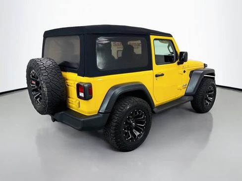 Used 2019 Jeep Wrangler Sport AWD/4WD image 7