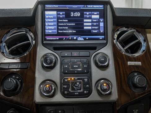 Used 2013 Ford F350 Lariat w/ Lariat Ultimate Pkg image 24