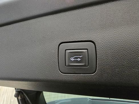 Used 2023 Buick Encore GX Essence w/ Experience Buick Package AWD/4WD image 32