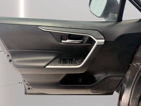 Used 2019 Toyota RAV4 XLE image 62