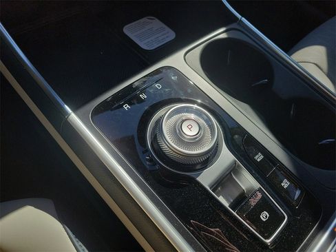 New 2026 Kia Carnival EX image 36