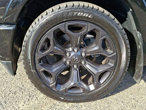 Used 2020 RAM 1500 Limited w/ Black Appearance Package image 7