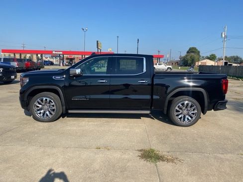 New 2026 GMC Sierra 1500 Denali w/ Denali Reserve Package image 3