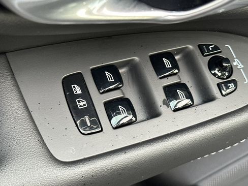 Certified 2023 Volvo XC90 T8 Ultimate image 16