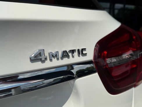 Used 2019 Mercedes-Benz GLA 250 4MATIC image 10