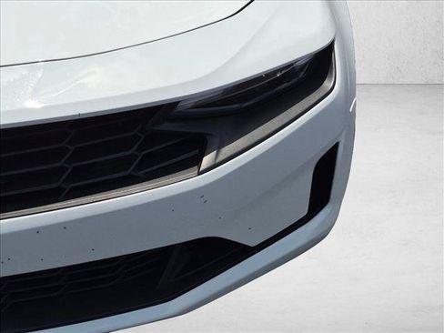 Used 2023 Chevrolet Camaro LS RWD image 9