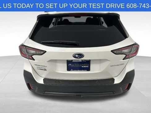 Used 2022 Subaru Outback Premium image 4