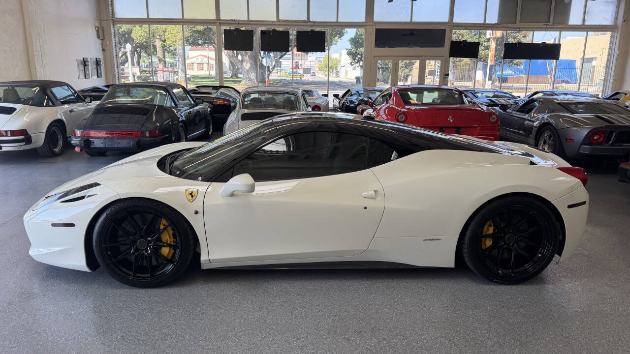 Used 2012 Ferrari 458 Italia Coupe RWD image 42