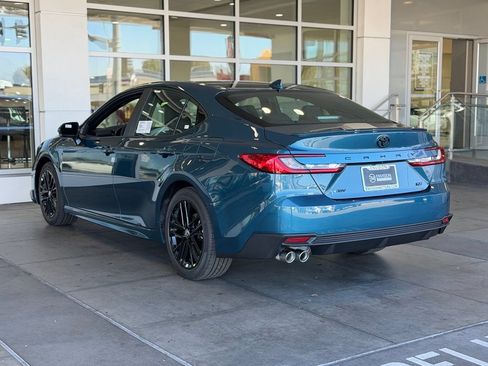 New 2026 Toyota Camry SE FWD image 9