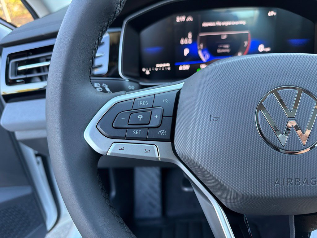 New 2027 Volkswagen Jetta SE FWD image 14