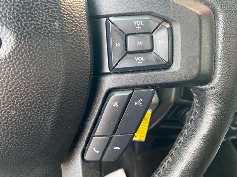 Used 2018 Ford F150 XLT w/ Equipment Group 302A Luxury AWD/4WD image 19