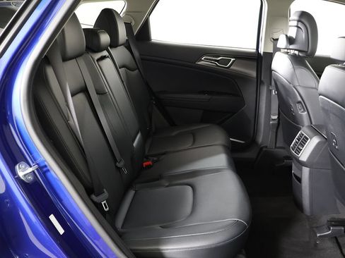 Used 2023 Kia Sportage EX FWD image 34