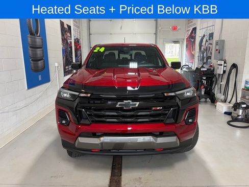 Certified 2024 Chevrolet Colorado Z71 w/ Z71 Convenience Package 2 AWD/4WD image 3