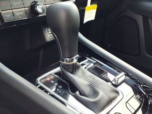 New 2026 Jeep Compass Latitude AWD/4WD image 9