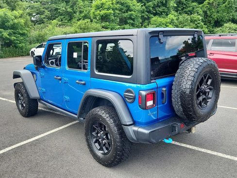 Used 2024 Jeep Wrangler Unlimited AWD/4WD image 6