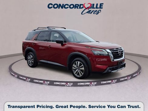 Certified 2023 Nissan Pathfinder SL AWD/4WD image 1