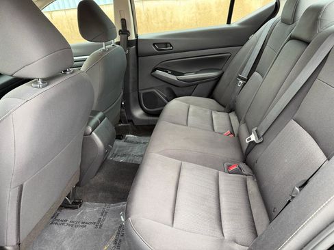 Used 2023 Nissan Altima 2.5 SV image 11