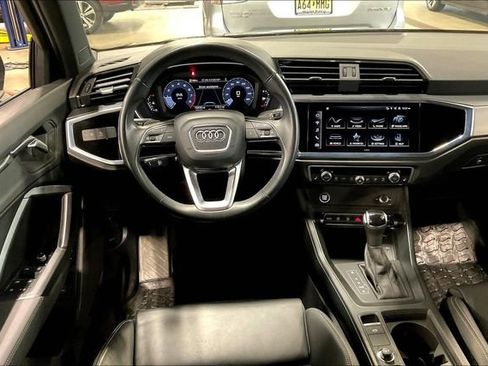 Certified 2023 Audi Q3 2.0T Premium w/ Black Optic Sport Package image 5