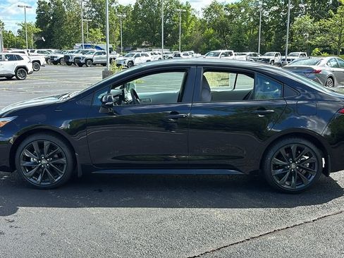 New 2026 Toyota Corolla SE FWD image 3