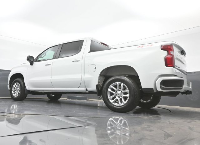 Used 2026 Chevrolet Silverado 1500 RST AWD/4WD image 38