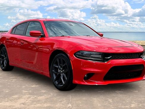 Used 2022 Dodge Charger GT RWD image 3