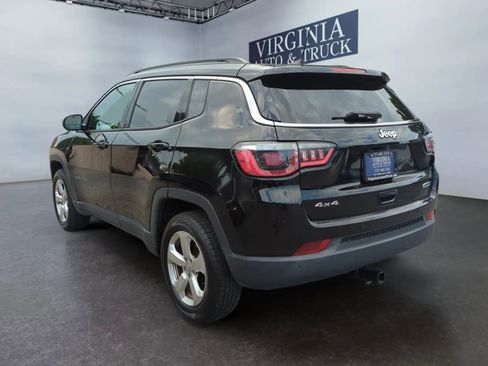 Used 2018 Jeep Compass Latitude w/ Popular Equipment Group AWD/4WD image 10