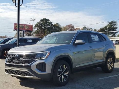 New 2026 Volkswagen Atlas Cross Sport SE image 37