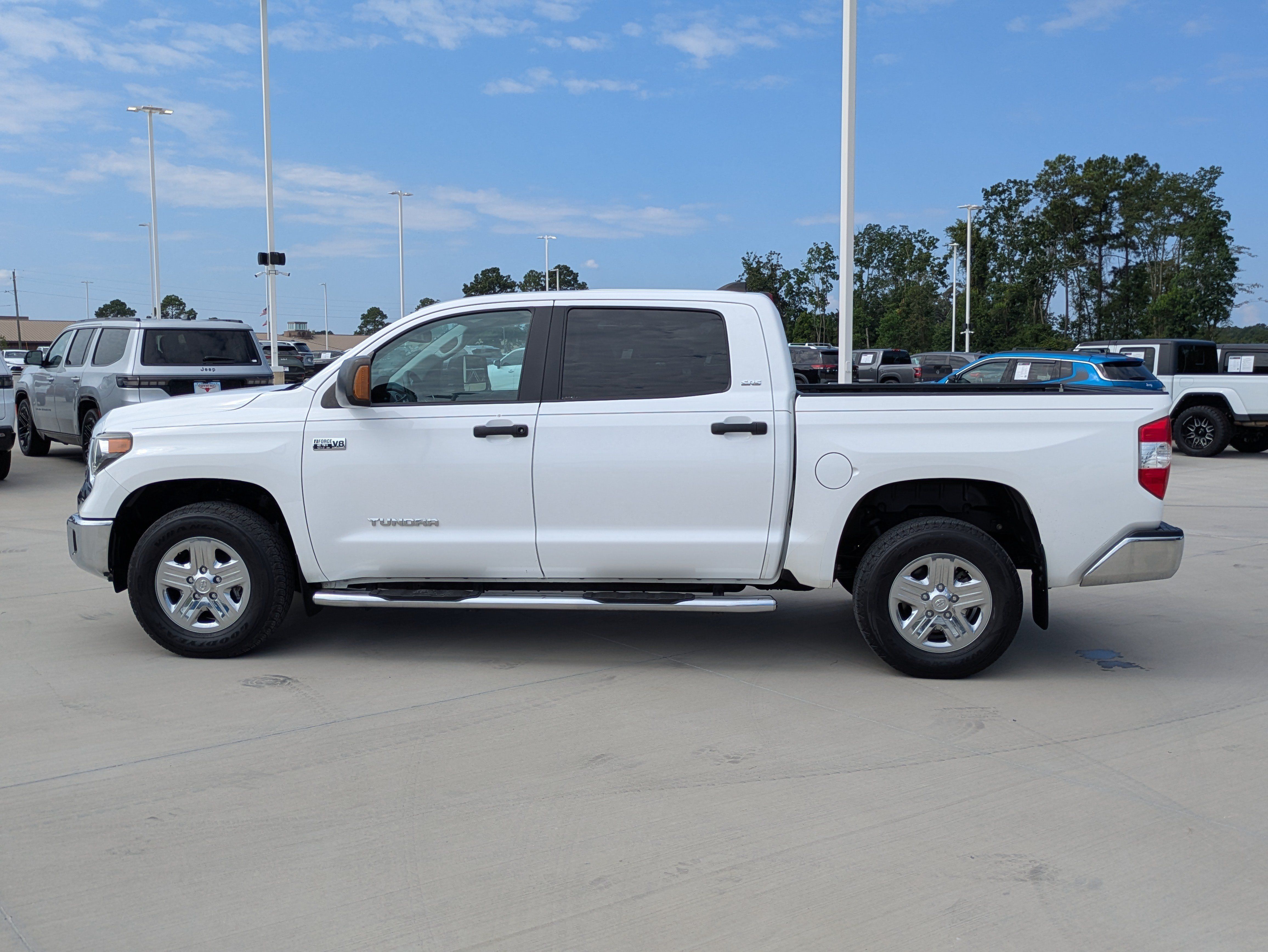 Used 2021 Toyota Tundra SR5 AWD/4WD image 2