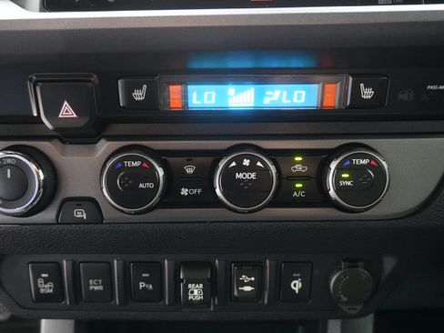Used 2019 Toyota Tacoma TRD Pro AWD/4WD image 21