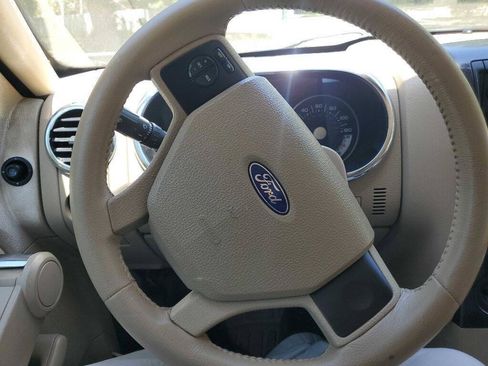 Used 2007 Ford Explorer XLT RWD image 29