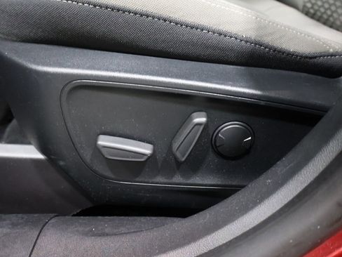 Used 2021 Ford Escape SE w/ Convenience Package image 11