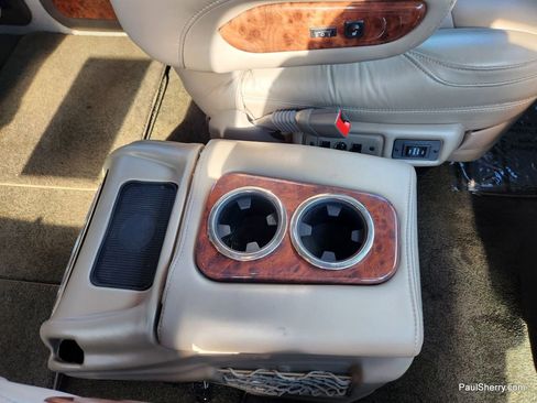 Used 2021 Chevrolet Express 2500 LS w/ Enhanced Convenience Package image 33