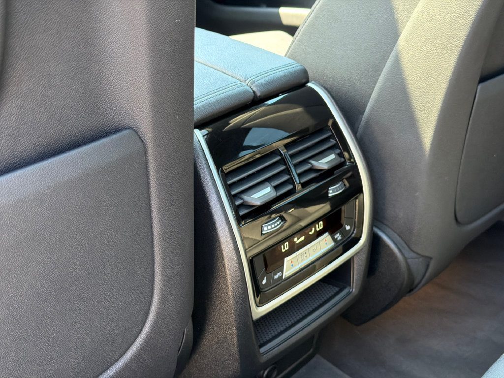 Used 2019 BMW X5 xDrive40i w/ Convenience Package AWD/4WD image 20