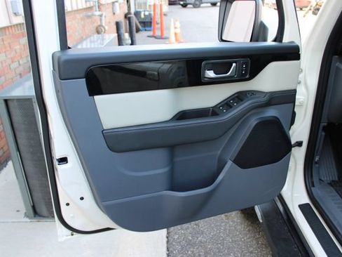 Used 2025 INEOS Grenadier AWD/4WD image 11