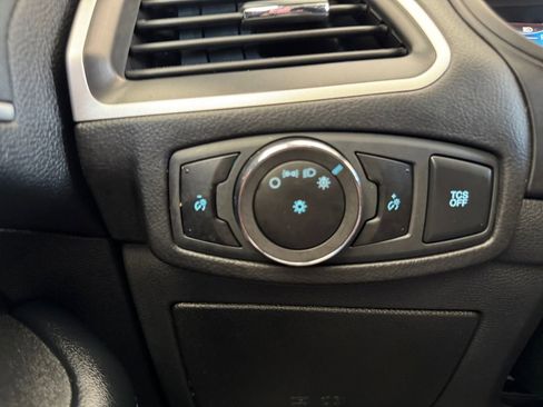 Used 2023 Ford Edge ST-Line image 21