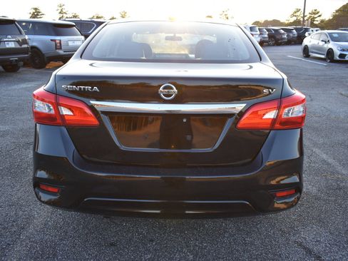Used 2019 Nissan Sentra SV image 7