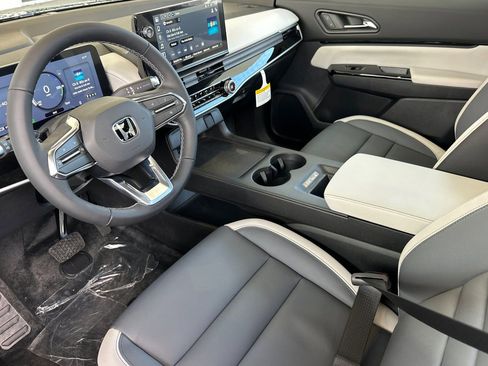 New 2026 Honda Prologue Touring image 9