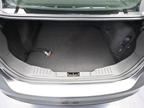 Used 2012 Ford Focus SEL FWD image 34