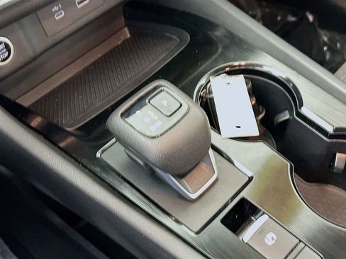 Certified 2023 Nissan Rogue SV image 23