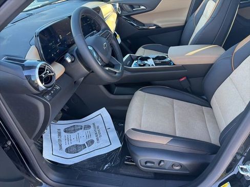 New 2026 Chevrolet Equinox ACTIV image 13