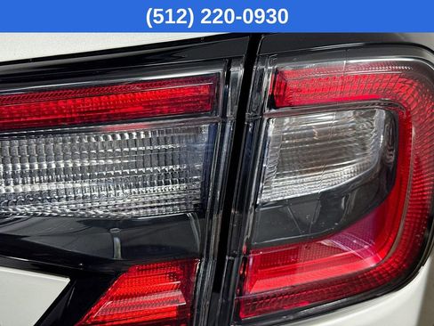 Used 2025 Subaru Outback Premium image 31