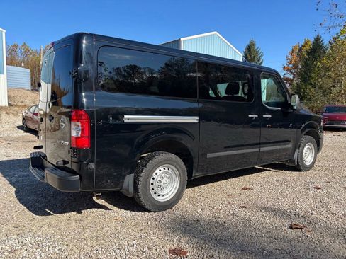 Used 2019 Nissan NV 3500 S image 6