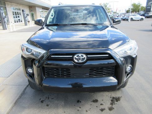 Used 2024 Toyota 4Runner SR5 AWD/4WD image 14