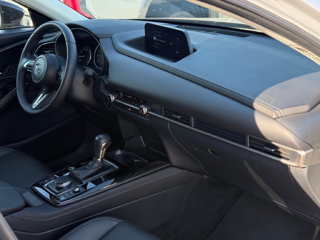 Used 2025 MAZDA CX-30 AWD 2.5 S w/ Select Sport Pkg image 23