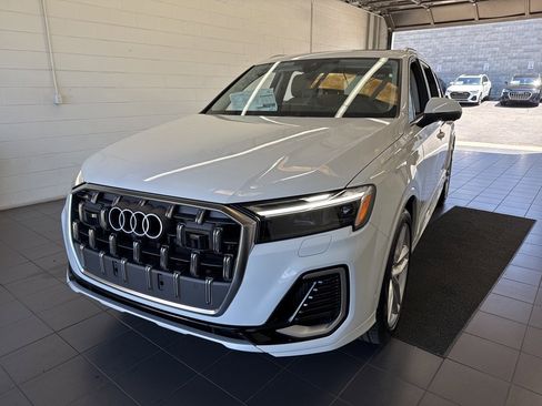 New 2025 Audi Q7 3.0T Premium Plus image 3