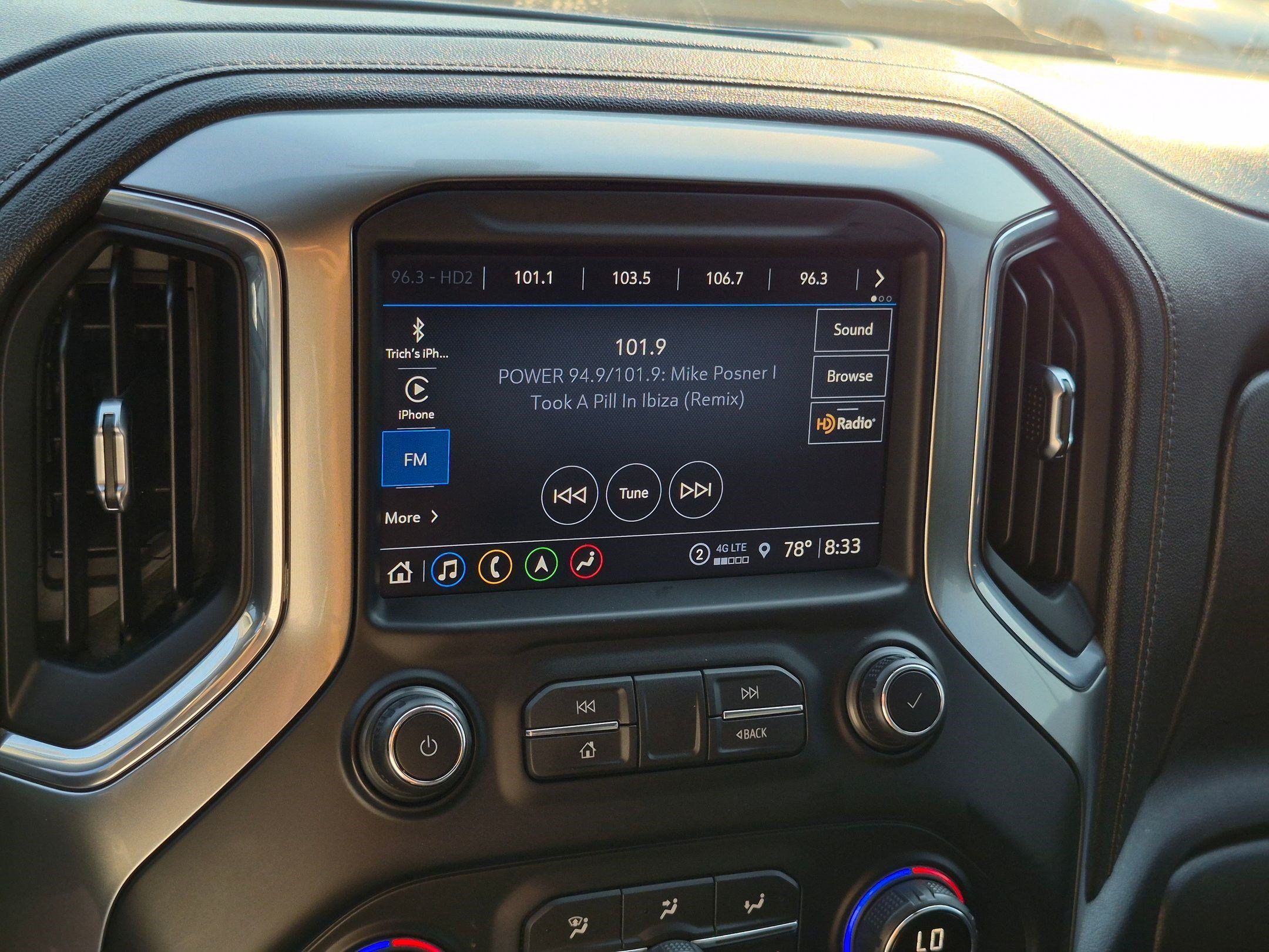 Used 2021 Chevrolet Silverado 2500 LTZ w/ LTZ Plus Package AWD/4WD image 22