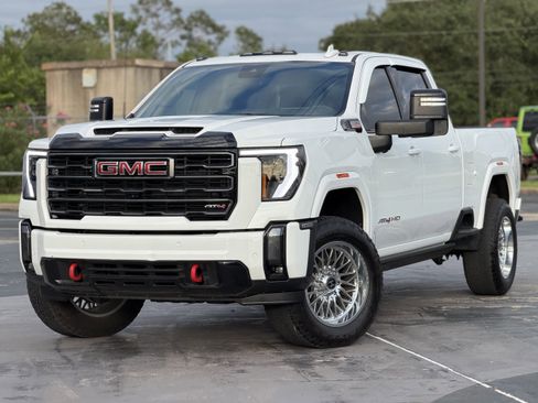 Used 2024 GMC Sierra 2500 AT4 w/ AT4 Premium Plus Package AWD/4WD image 5