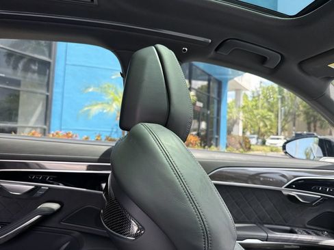 Used 2025 Audi S8 w/ Executive Package AWD/4WD image 16
