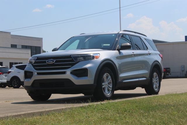 Used 2021 Ford Explorer XLT RWD image 1